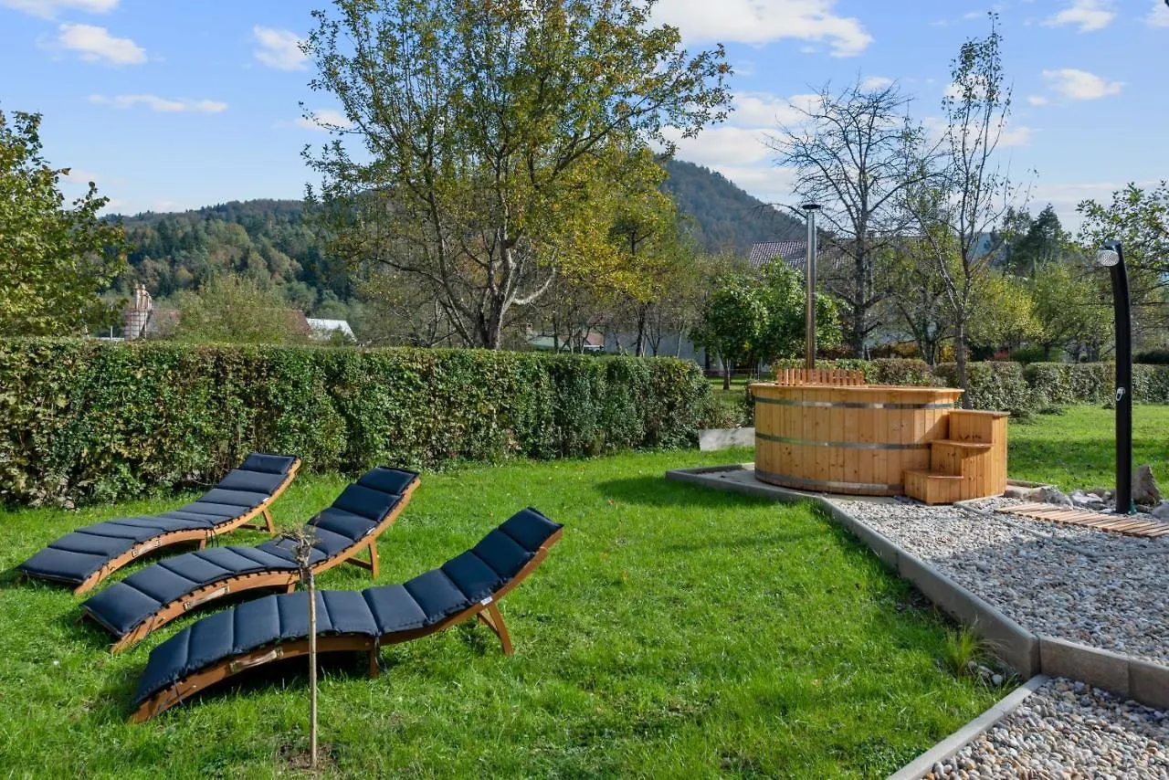 Casa Valle Brod na Kupi 0*,  Croatia